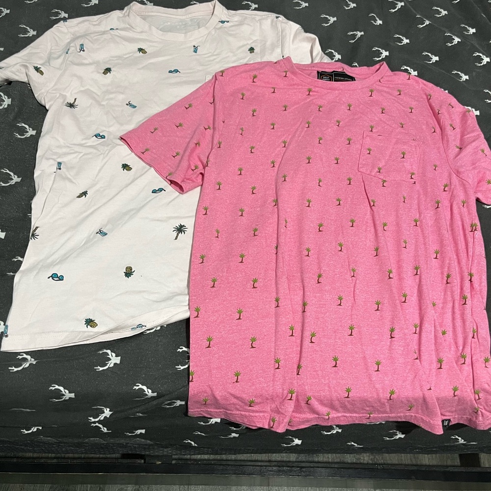 Summer shirts pink and light pink size small and medium